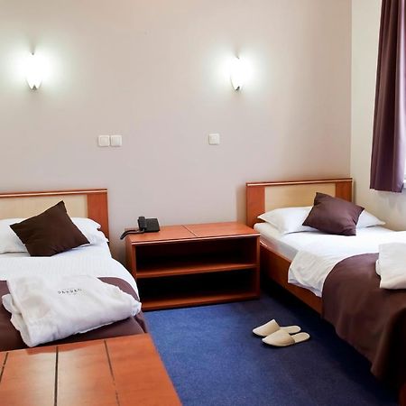 Hotel Pakrac Esterno foto